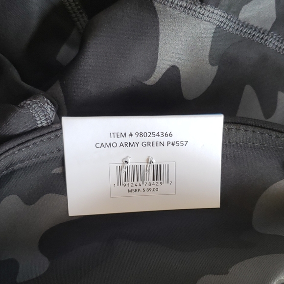 NWT Active Life Camo Print Leggings - Picture 4 of 6